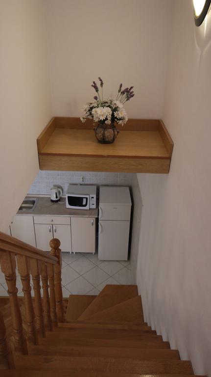 Apartments Ivka Omiš Екстериор снимка